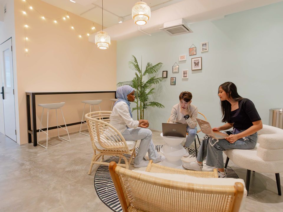 team-discussion-at-office-space